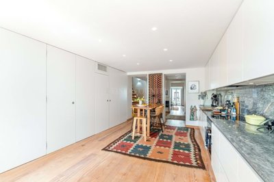 2104-372070-14d4e763c151089fe37f379b2f9be1ace