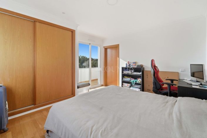 Image No.17-3 Bed Villa for sale