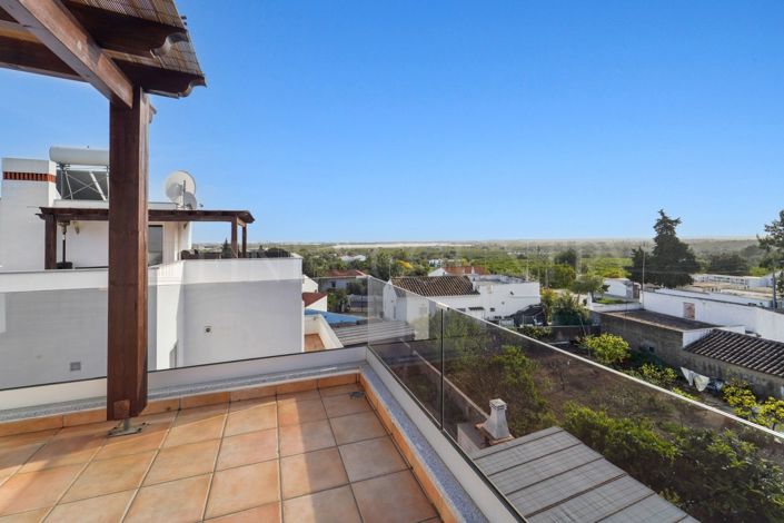 Image No.24-3 Bed Villa for sale