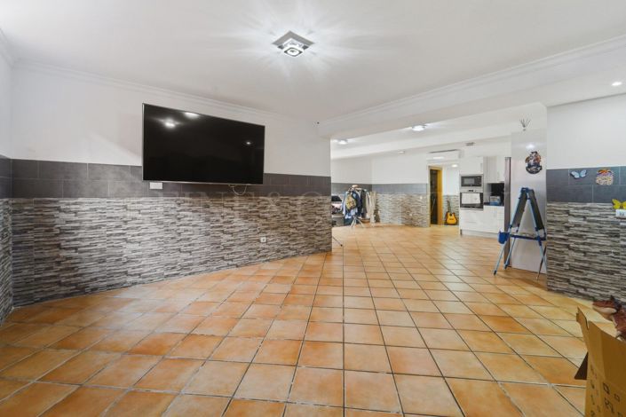 Image No.28-3 Bed Villa for sale