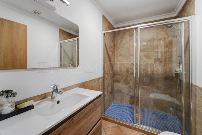 Image No.30-3 Bed Villa for sale