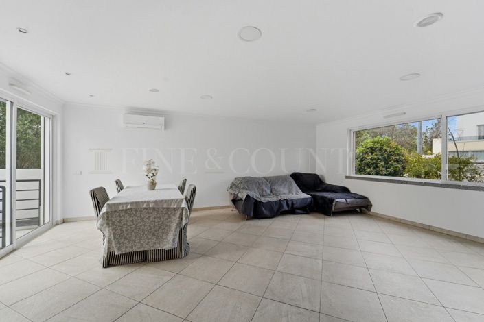 Image No.6-3 Bed Villa for sale
