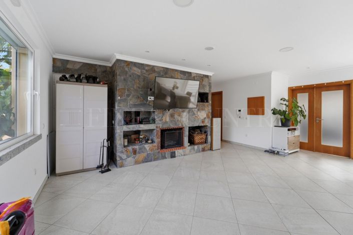 Image No.9-3 Bed Villa for sale