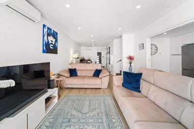 2104-372339-14d4e763c151089fe37f379b2f9be1ace