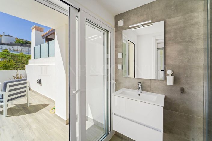 Image No.26-4 Bed Villa for sale
