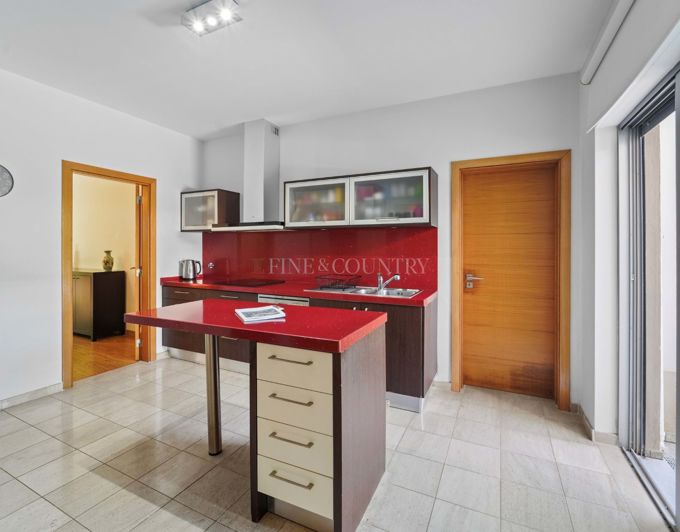 Image No.10-4 Bed Villa for sale