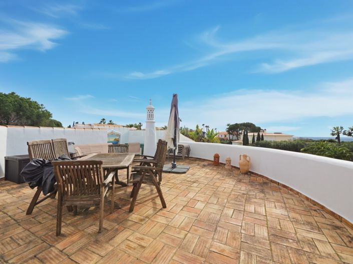 Image No.21-3 Bed Property for sale