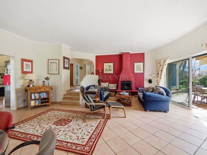 Image No.4-3 Bed Property for sale