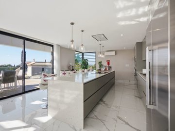 2104-369678-14d4e763c151089fe37f379b2f9be1ace