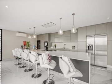 2104-369678-14d4e763c151089fe37f379b2f9be1ace