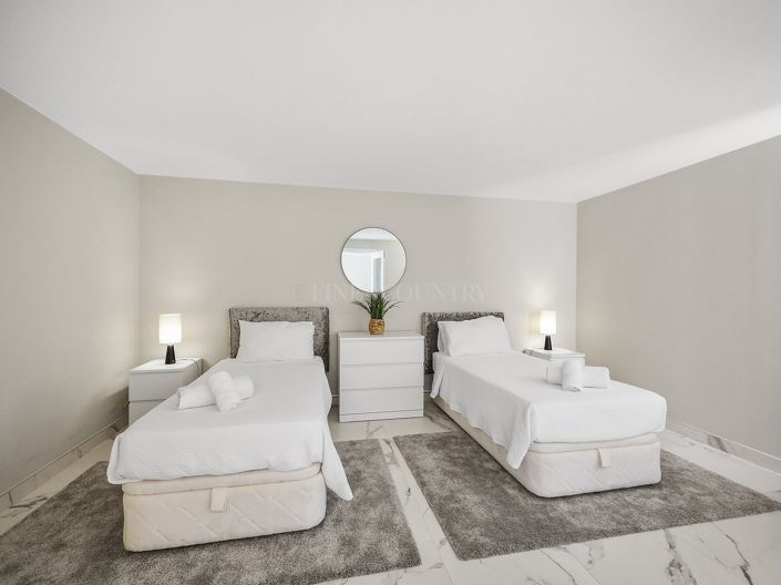 Image No.36-4 Bed Property for sale