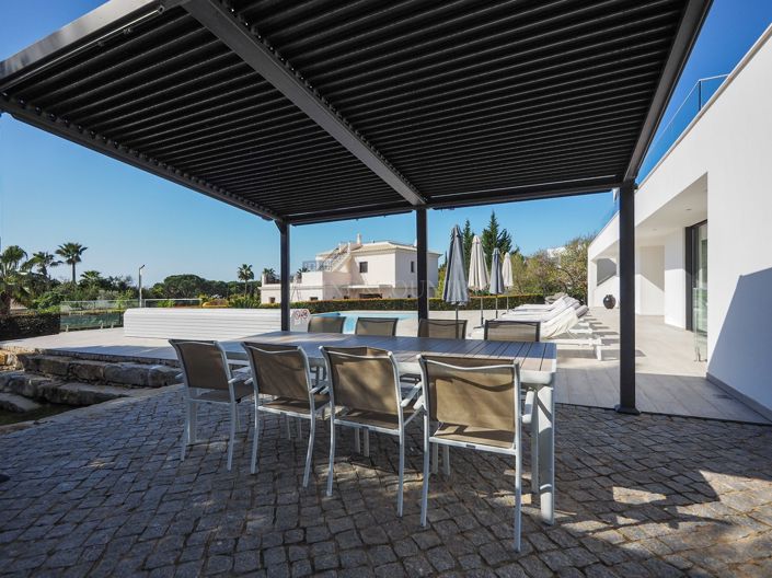 Image No.40-4 Bed Property for sale