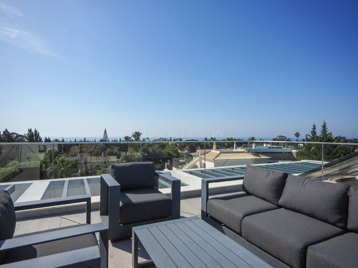 Image No.46-4 Bed Property for sale