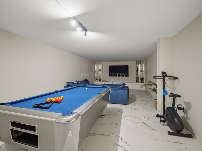 Image No.47-4 Bed Property for sale