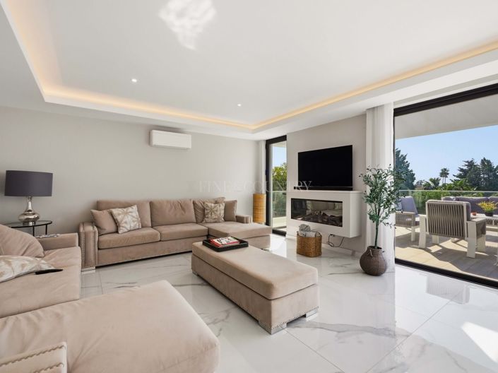 Image No.7-4 Bed Property for sale