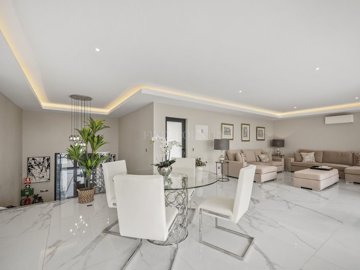 2104-369678-14d4e763c151089fe37f379b2f9be1ace