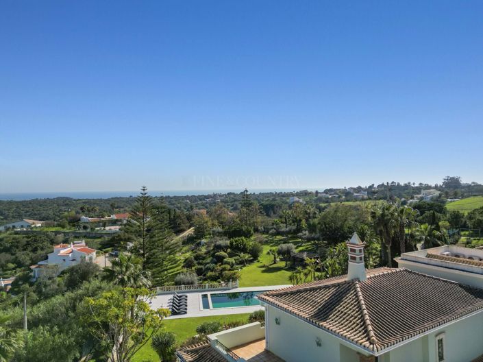 Image No.44-5 Bed Property for sale