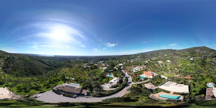 Image No.56-5 Bed Property for sale