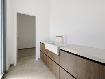 2104-369828-14d4e763c151089fe37f379b2f9be1ace