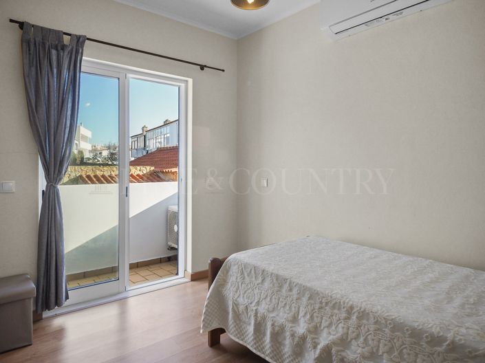 Image No.21-3 Bed Townhouse for sale