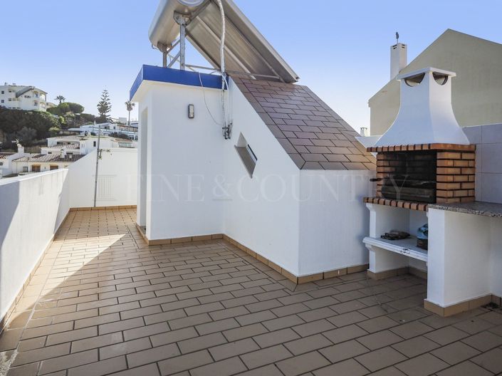 Image No.31-3 Bed Townhouse for sale