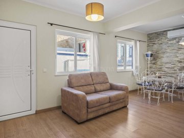 2104-366369-14d4e763c151089fe37f379b2f9be1ace