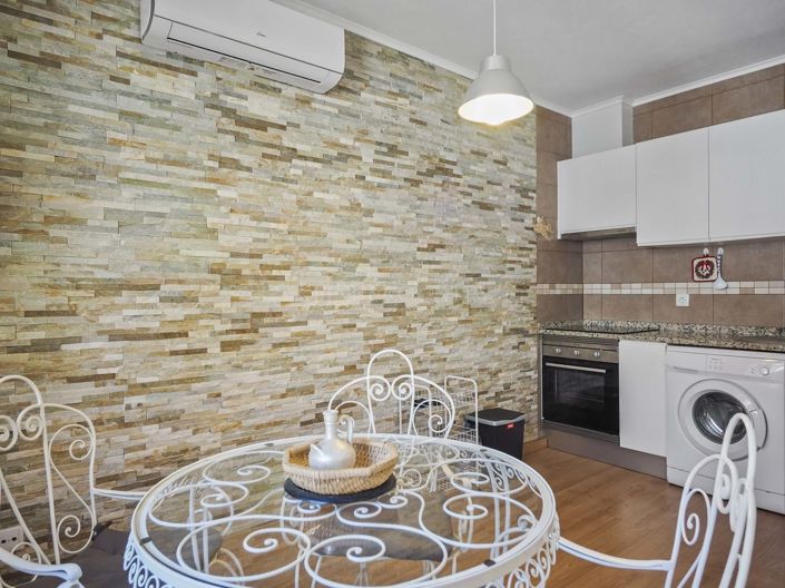 Image No.8-3 Bed Townhouse for sale