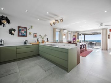 2104-366817-14d4e763c151089fe37f379b2f9be1ace