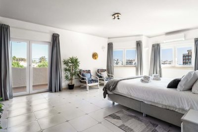 2104-369837-14d4e763c151089fe37f379b2f9be1ace