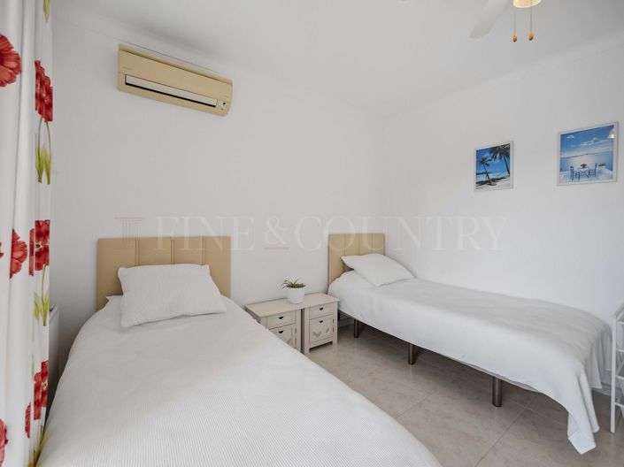 Image No.21-4 Bed Property for sale
