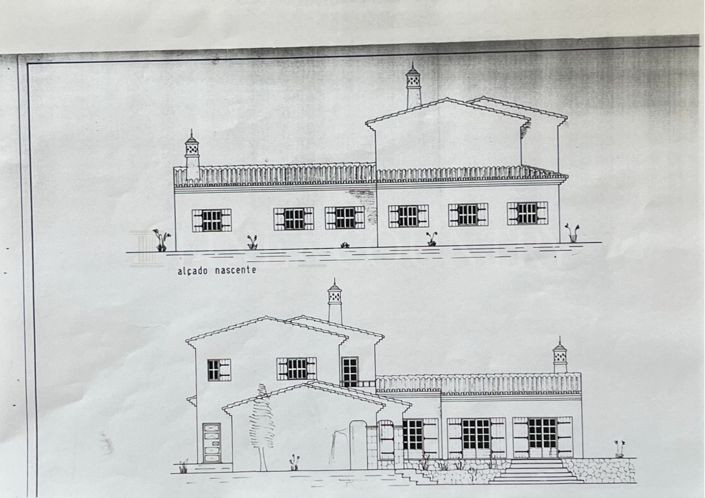 Image No.53-4 Bed Property for sale