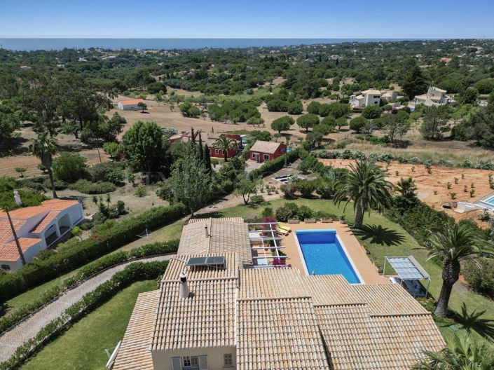 Image No.57-4 Bed Property for sale