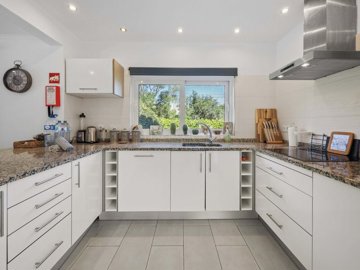 2104-372354-14d4e763c151089fe37f379b2f9be1ace