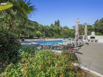 2104-372354-14d4e763c151089fe37f379b2f9be1ace