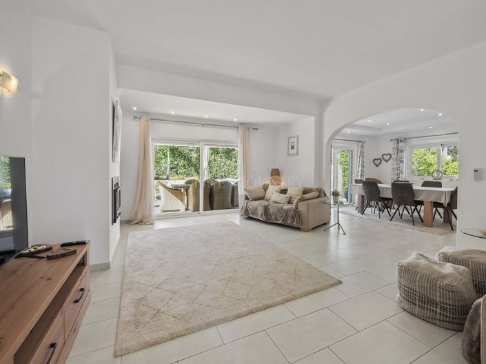 Image No.5-3 Bed Property for sale