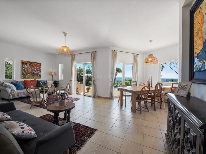 Image No.7-3 Bed Property for sale