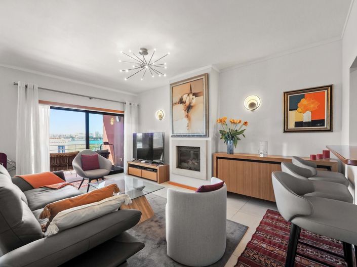 Image No.3-2 Bed Townhouse for sale