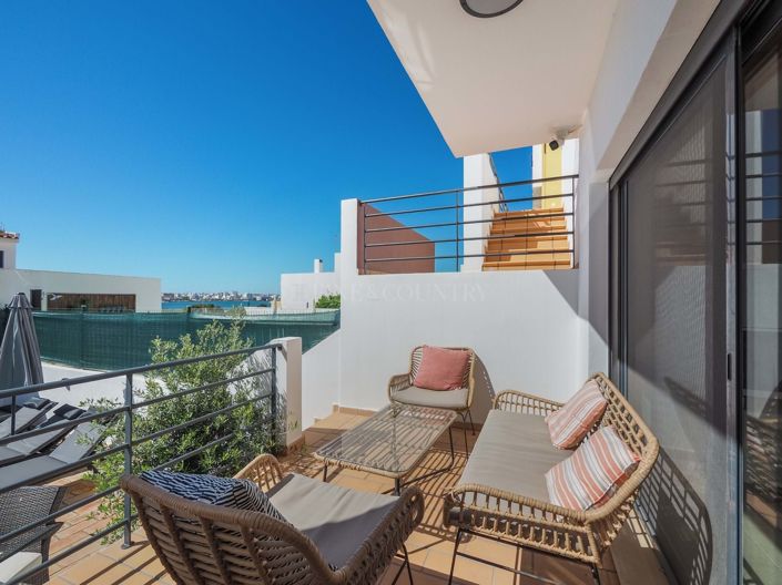 Image No.32-2 Bed Townhouse for sale