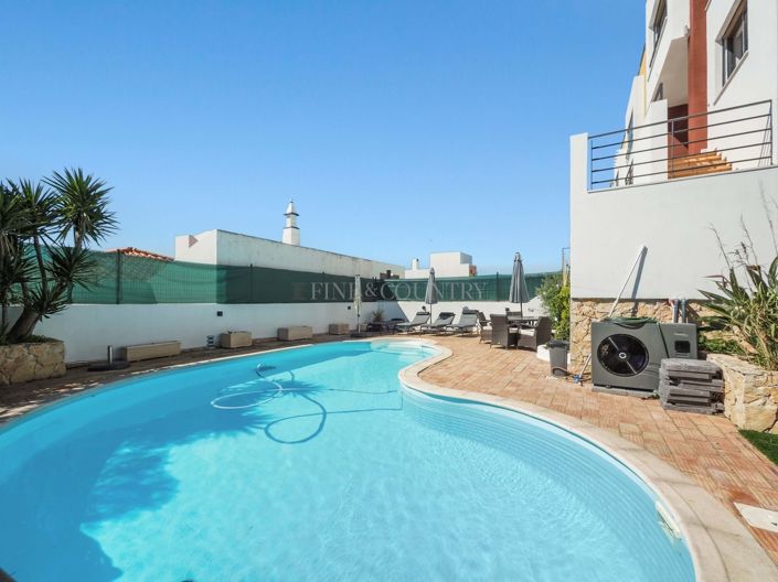 Image No.37-2 Bed Townhouse for sale