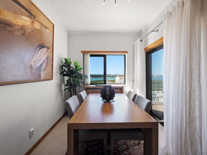 Image No.5-2 Bed Townhouse for sale