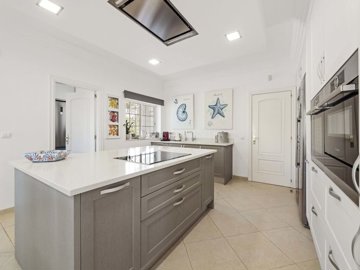 2104-372451-14d4e763c151089fe37f379b2f9be1ace