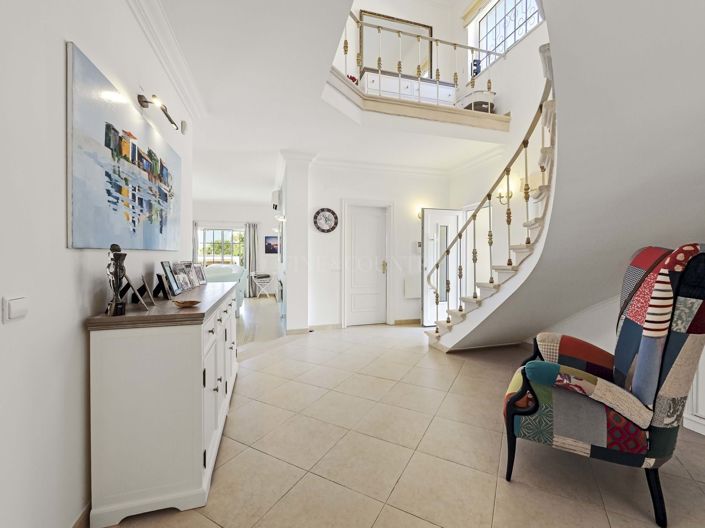 Image No.21-4 Bed Property for sale