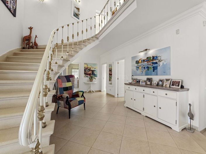 Image No.3-4 Bed Property for sale