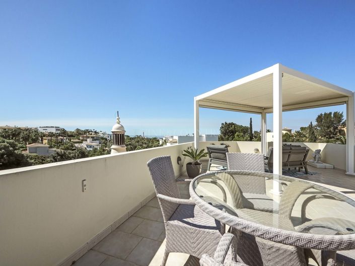 Image No.34-4 Bed Property for sale