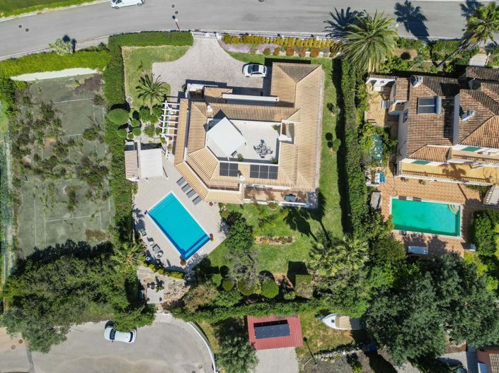 Image No.38-4 Bed Property for sale