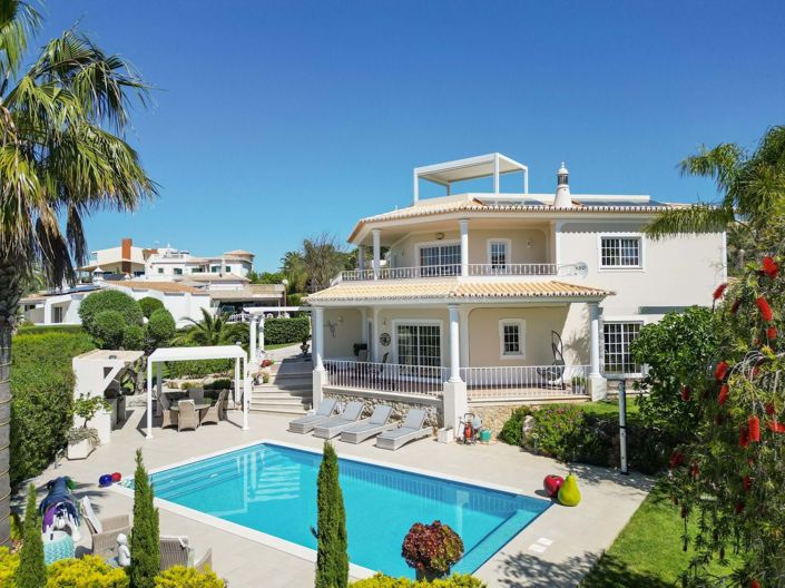 Image No.40-4 Bed Property for sale