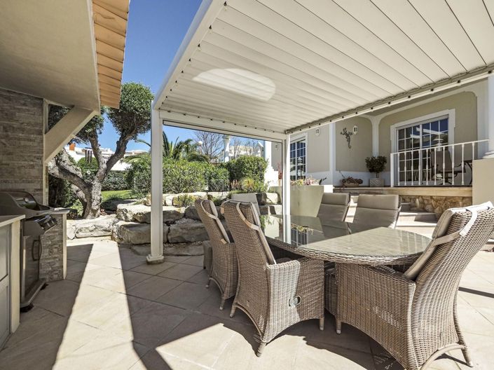 Image No.44-4 Bed Property for sale