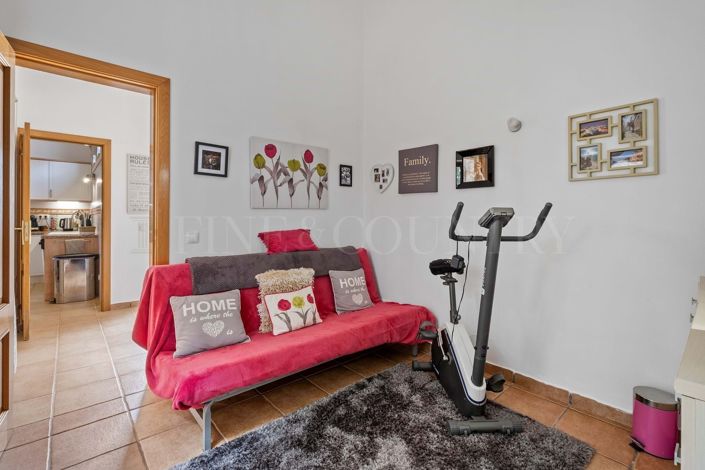 Image No.14-3 Bed Property for sale