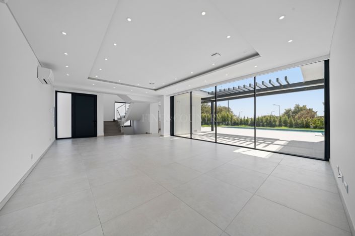 Image No.47-4 Bed Villa for sale