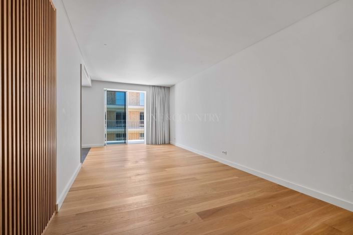 Image No.6-3 Bed Apartment for sale